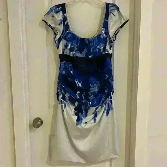 Suzi Chin for Maggy Boutique Scrunched Dress - Picture 1 of 7
